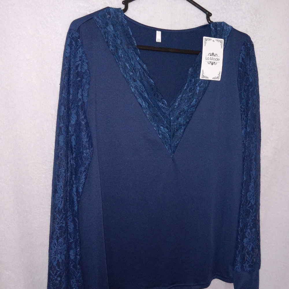 La Mode Lacey V Neck Long Sleeve Blouse Sz L Lace Sleeves